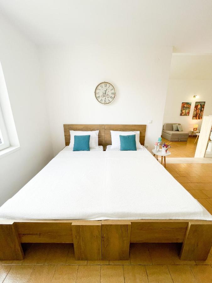 Spacious Apartment Amaros Korcula Town Luaran gambar