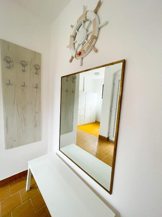 Spacious Apartment Amaros Korcula Town Luaran gambar