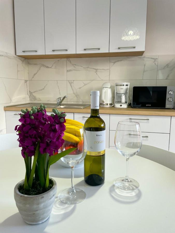 Spacious Apartment Amaros Korcula Town Luaran gambar